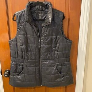 Style&Co sleeveless puffer vest (size XL)